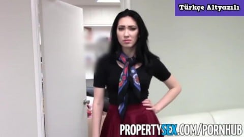 Sikişme Porno Taze Amcığı Yalayıp Kıvama Getirip Sikiyor